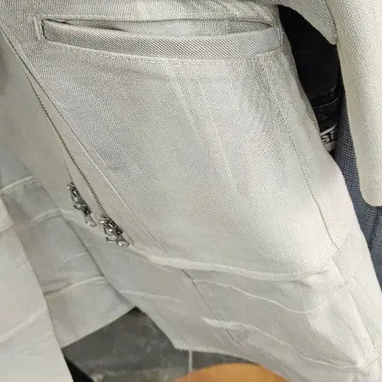 [BUNJANG] Issey Miyake Ivory Denim Coat / 이세이미야케 코트