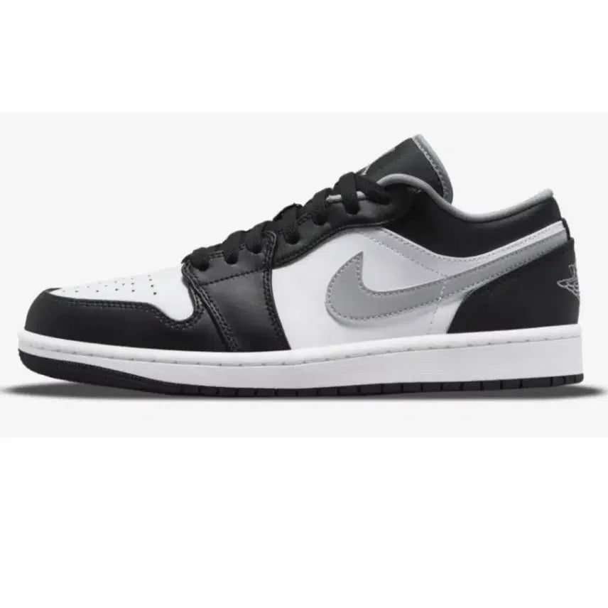 [BUNJANG] Nike Air Jordan 1 Low Black/White Sneakers / (새제품)나이키 에어조던1 로우 275사이즈 팔아요