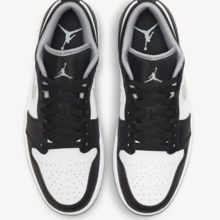 [BUNJANG] Nike Air Jordan 1 Low Black/White Sneakers / (새제품)나이키 에어조던1 로우 275사이즈 팔아요