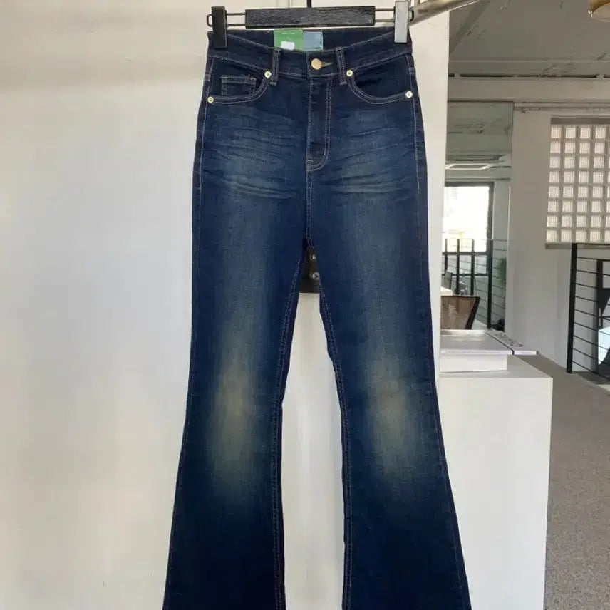 [BUNJANG] Mijemme Washing Bootcut Jeans / 미젬므 워싱 부츠컷