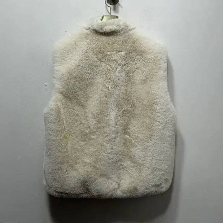 [SOLD OUT] 웨스트우드 아이보리 퍼 조끼 여성 S