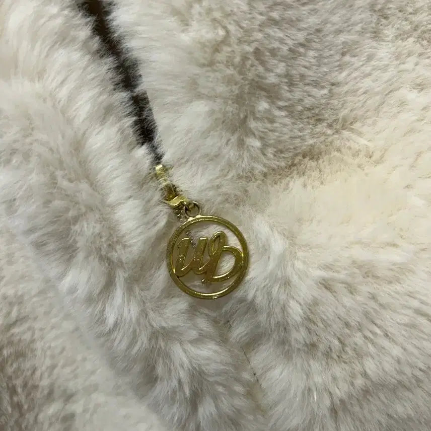 [SOLD OUT] 웨스트우드 아이보리 퍼 조끼 여성 S