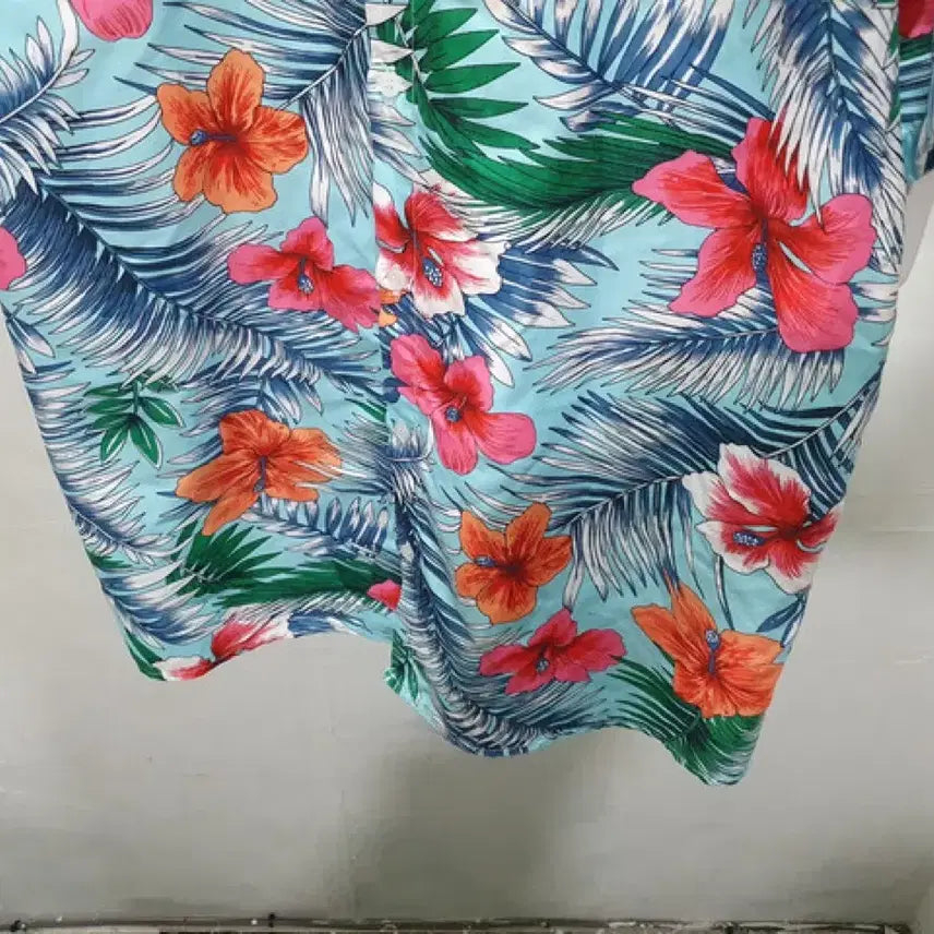 [BUNJANG] Floral Pattern Hawaiian Short Sleeve Shirt (Man L-100) / 플라워 패턴 반팔 셔츠 하와이안 (MAN L-100)