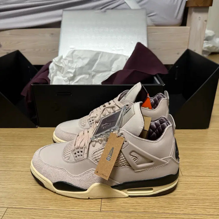 [BUNJANG] Nike Jordan 4 x A Ma Maniére W275 Sneakers / 나이키 조던4 x 아 마 마니에르 w275  새상품 팝니다!