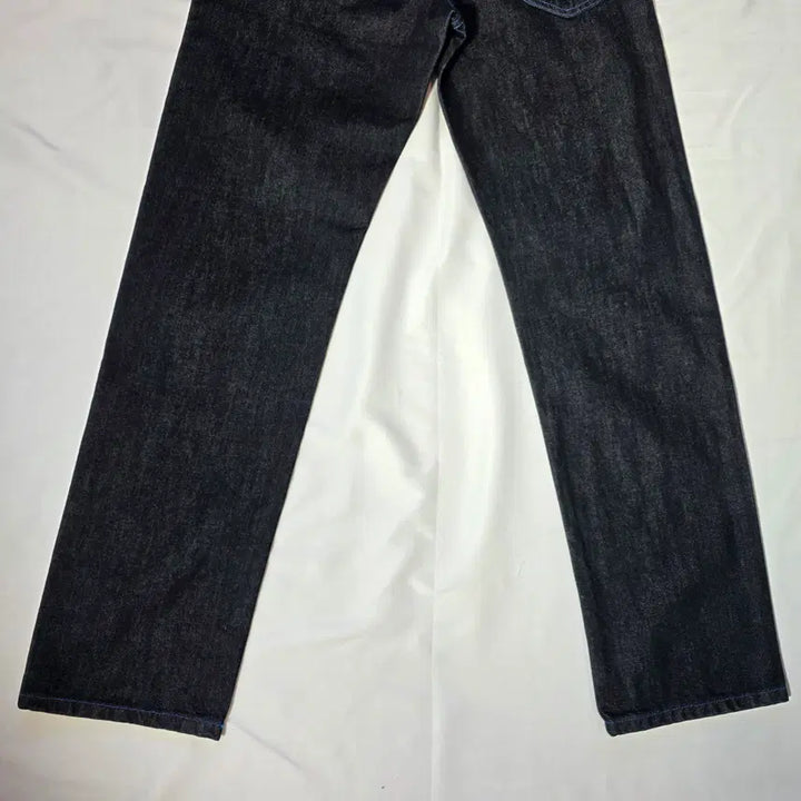 [BUNJANG] VANDY THE PINK Graffiti Denim Pants / [30]반디더핑크 VANDY THE PINK 그라피티 데님 팬츠