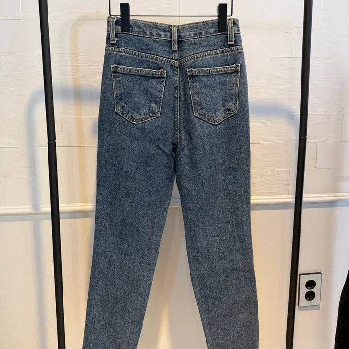 [BUNJANG] Basic Damage Denim Jeans / 9부 데미지 데님