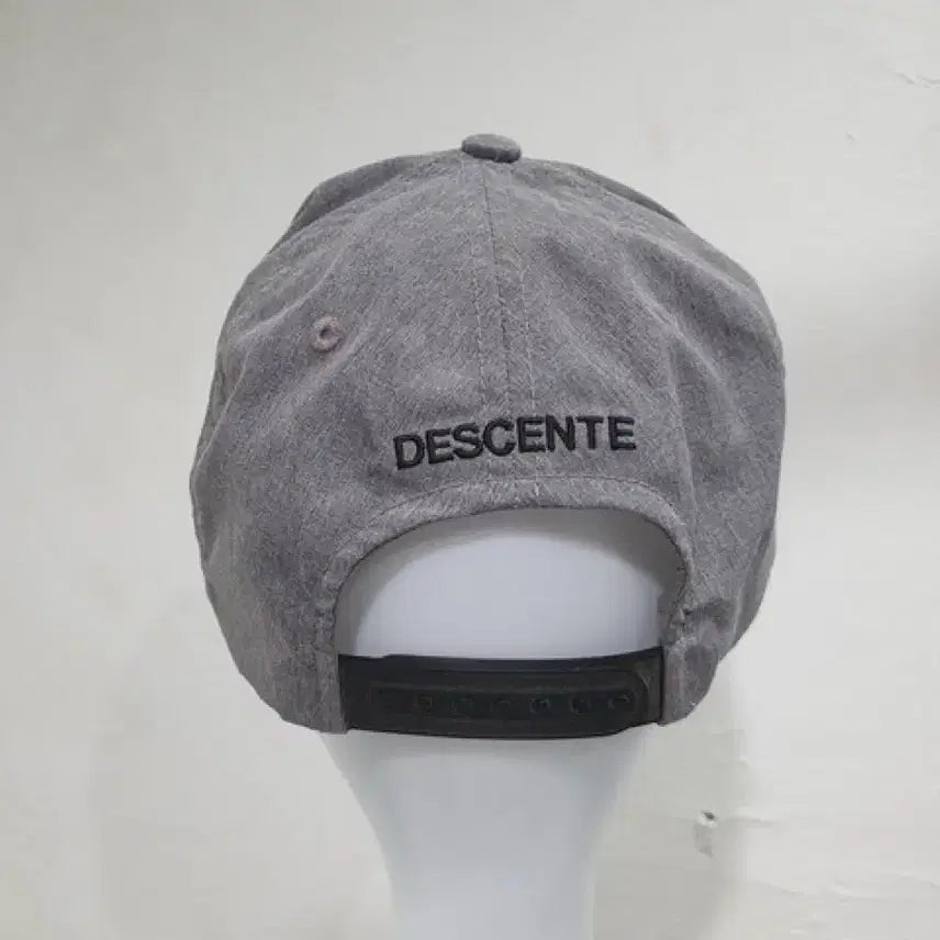 [BUNJANG] Descente Snapback Cap / 데상트 스냅백