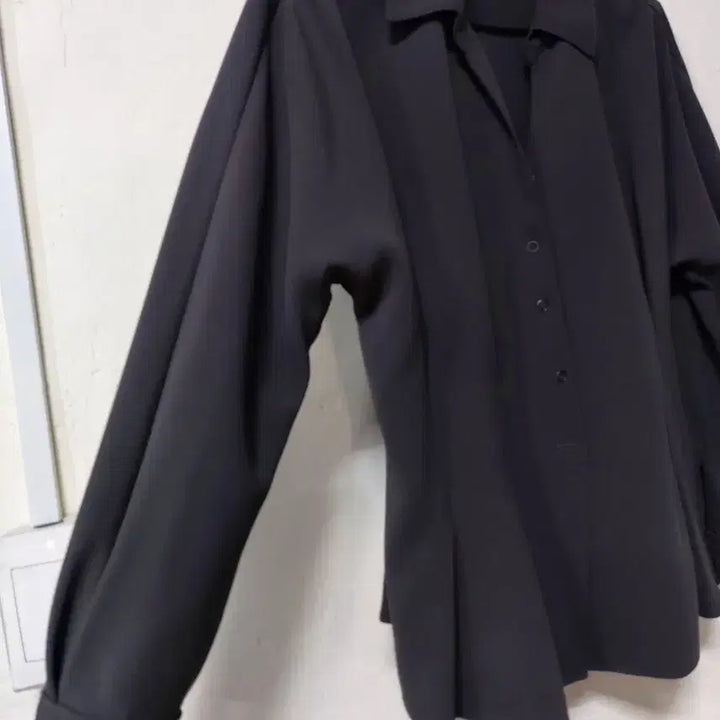 [BUNJANG] SHESMISS Black Blouse / SHESMISS 블라우스