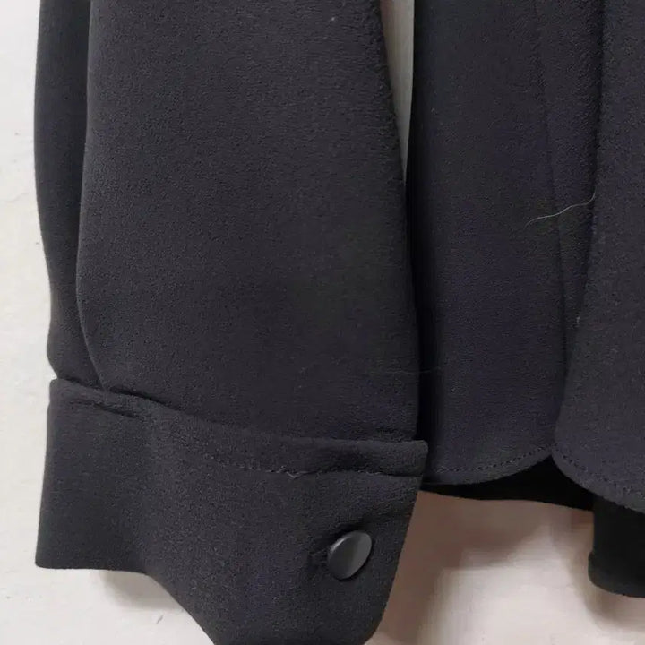 [BUNJANG] SHESMISS Black Blouse / SHESMISS 블라우스