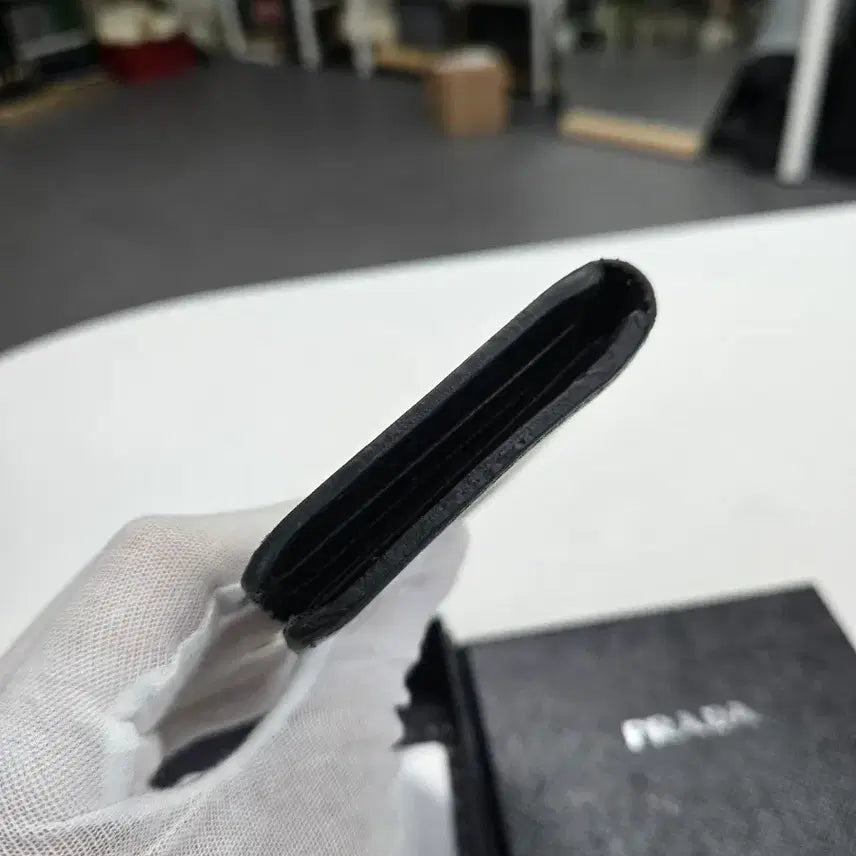 [SOLD OUT] [50%세일] 프라다 사피아노 오거나이저