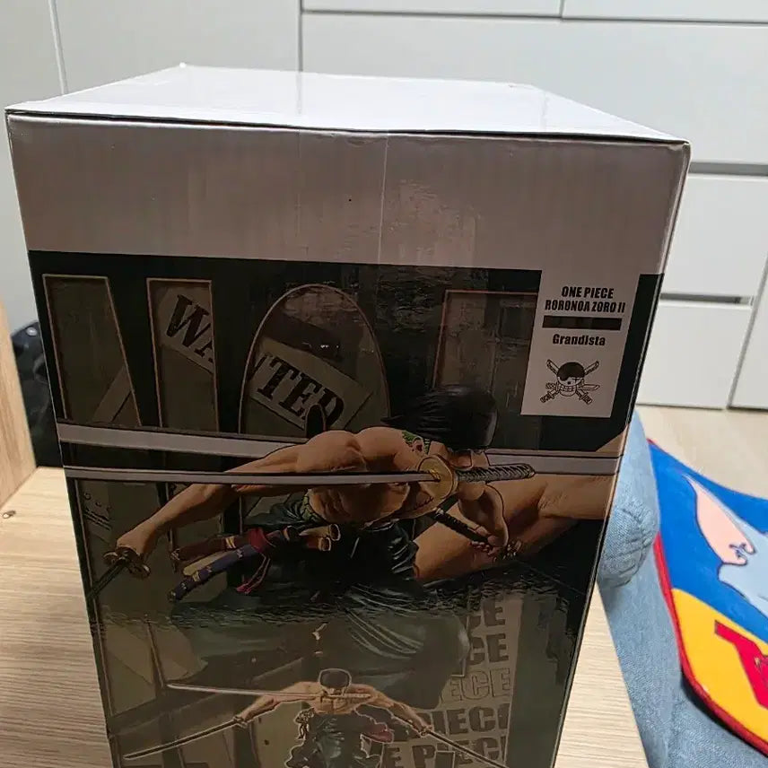 [SOLD OUT] 원피스 조로 피규어