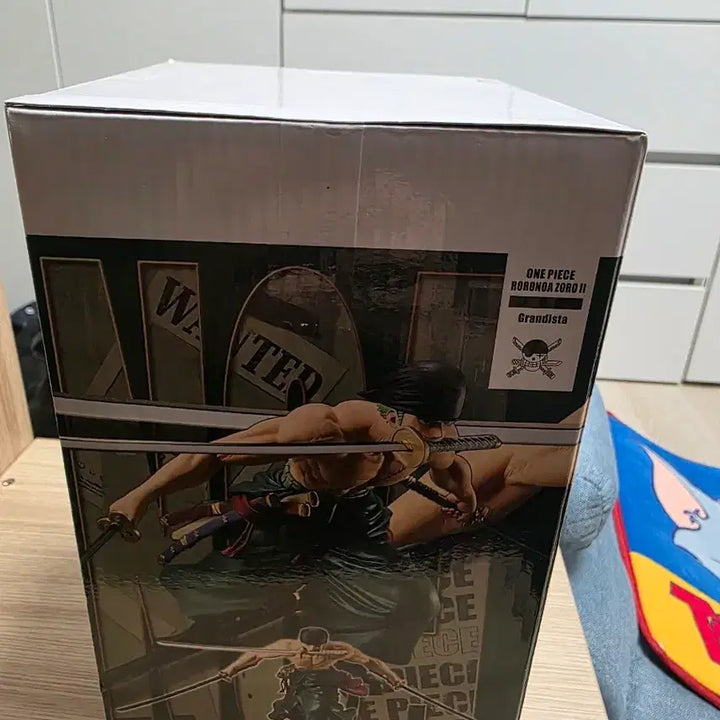 [SOLD OUT] 원피스 조로 피규어