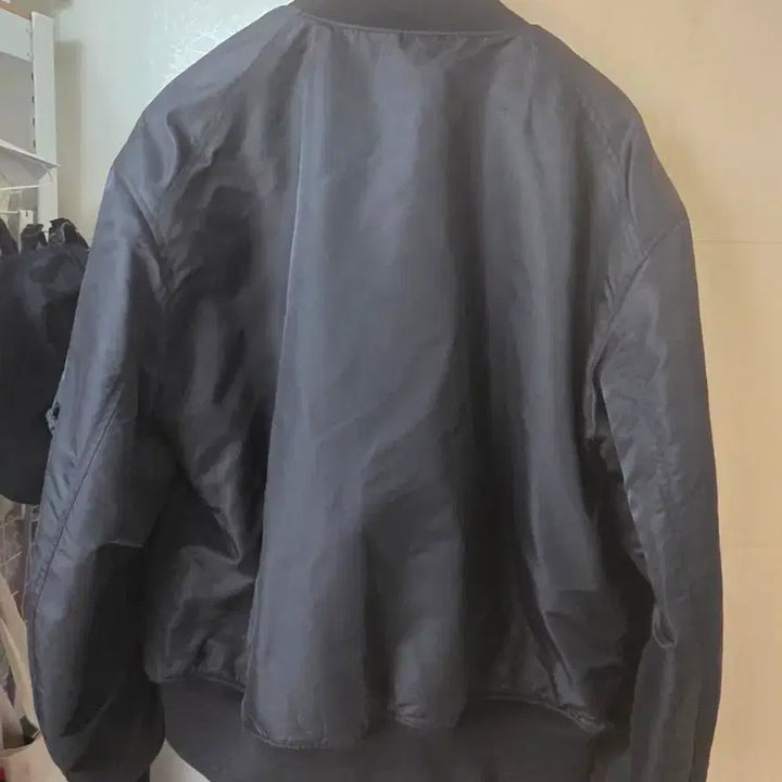 [BUNJANG] Spectator x Neurin Yangban Black MA-1 Bomber Jacket / [L] 스펙테이터 x 느린양반 블랙 ma1 마원