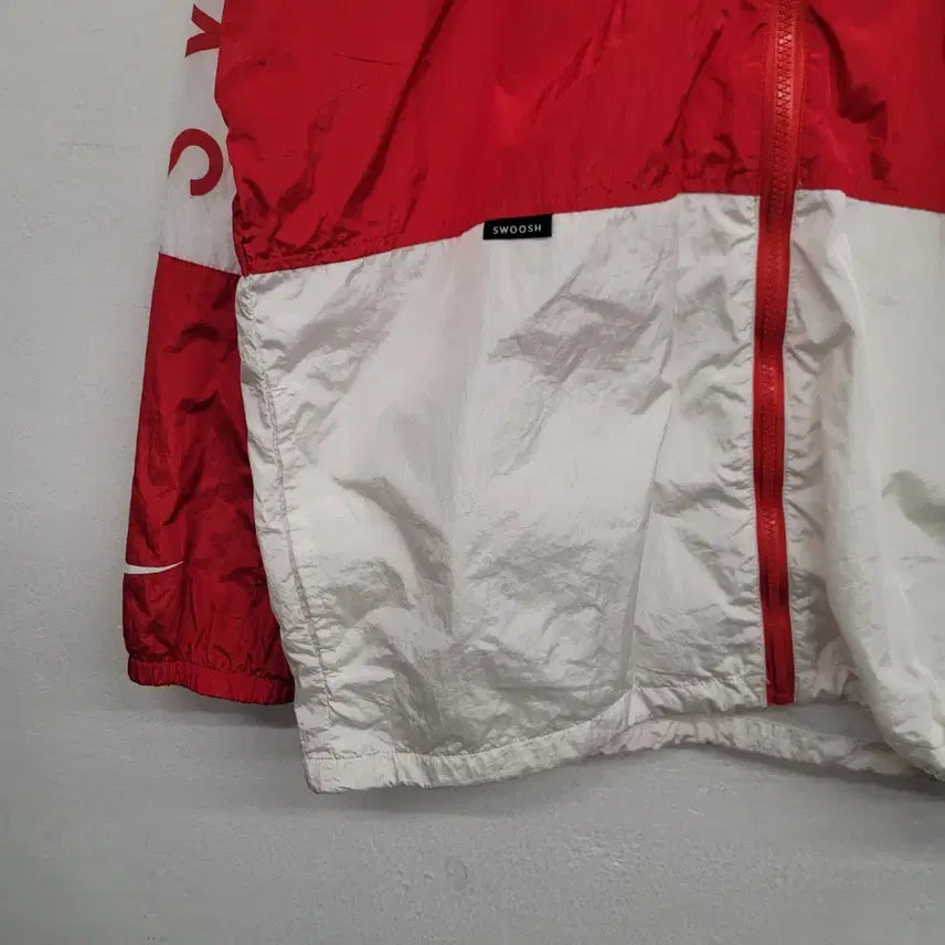 [BUNJANG] Nike Big Swoosh Windbreaker Jacket (Size M) / [95/M] 나이키 빅스우시 바람막이 자켓