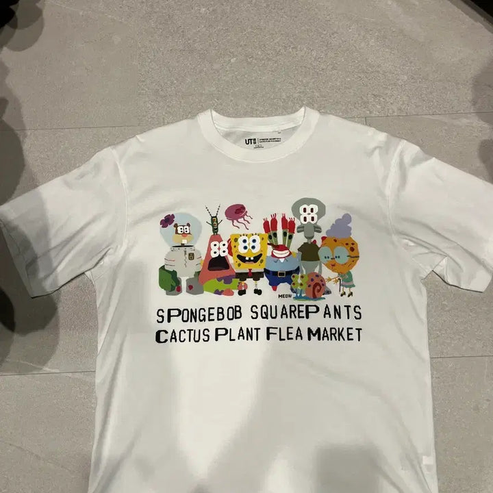 [BUNJANG] Uniqlo SpongeBob T-shirt White L / 유니클로 스폰지밥 티셔츠 화이트 L