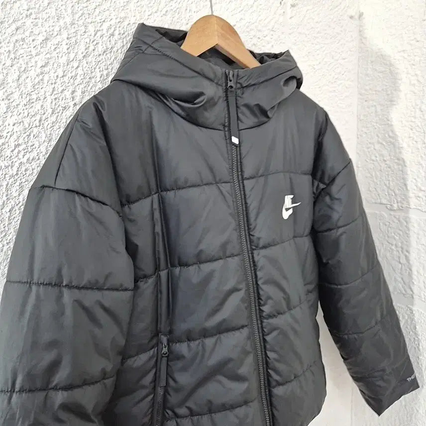 [BUNJANG] Nike Therma-FIT Black Hooded Padded Jumper / 나이키 블랙 THERMA-FIT 후드 패딩 점퍼