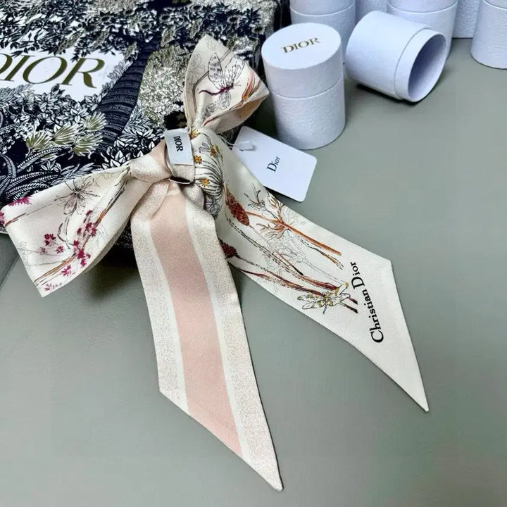 [BUNJANG] Dior Mitza Floral Pink Silk Scarf / 디올 미차 스카프 플로럴/핑크