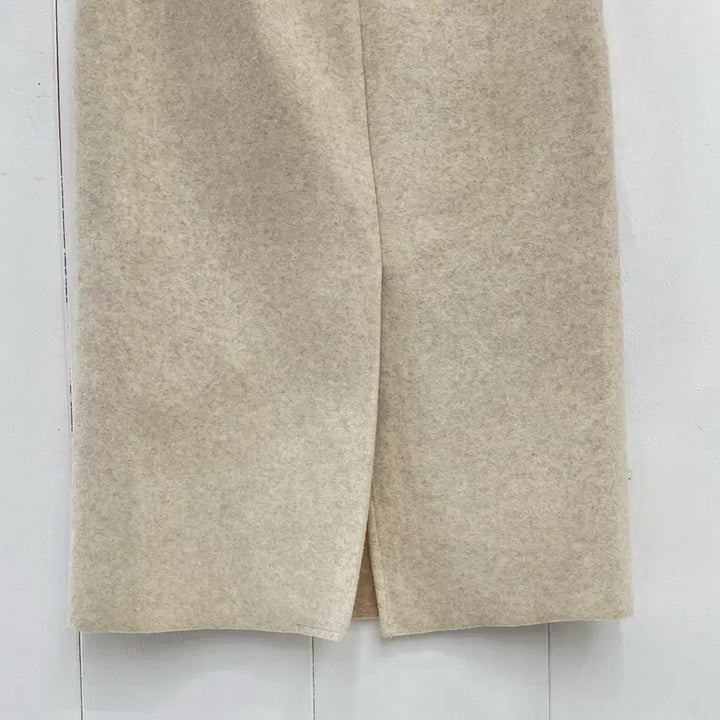 [BUNJANG] UGLYSHADOW Long H-Line Skirt Oatmeal / 어글리쉐도우(UGLYSHADOW) 백포켓 뒷트임 롱 스커트 오트밀