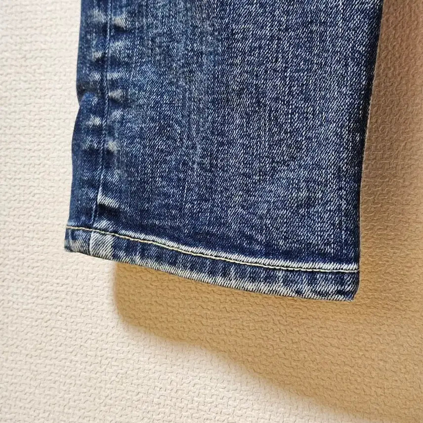 [BUNJANG] Modanine Punk Town Slim Straight Jeans / 모드나인 펑크타운 슬림 스트레이트 진 청바지