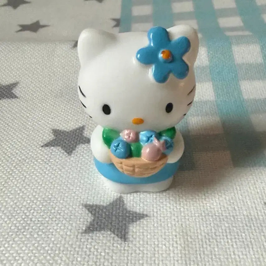 [SOLD OUT] 고전 키티 블루베리 과일 바구니 소프비 피규어