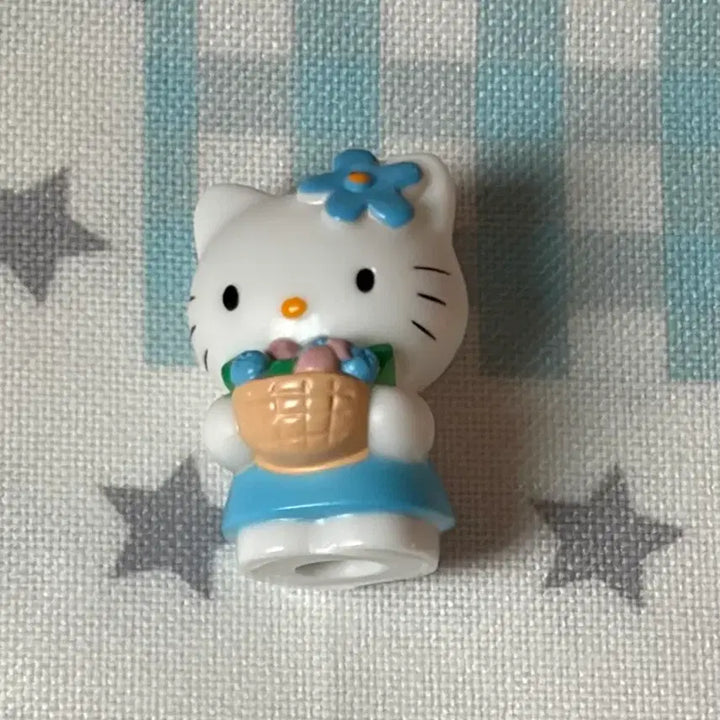 [SOLD OUT] 고전 키티 블루베리 과일 바구니 소프비 피규어