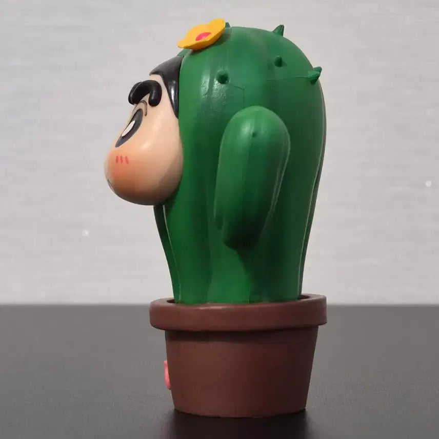 [BUNJANG] Crayon Shin-chan Cactus Cosplay Figure / 9cm 짱구 피규어 선인장 코스프레 짱구