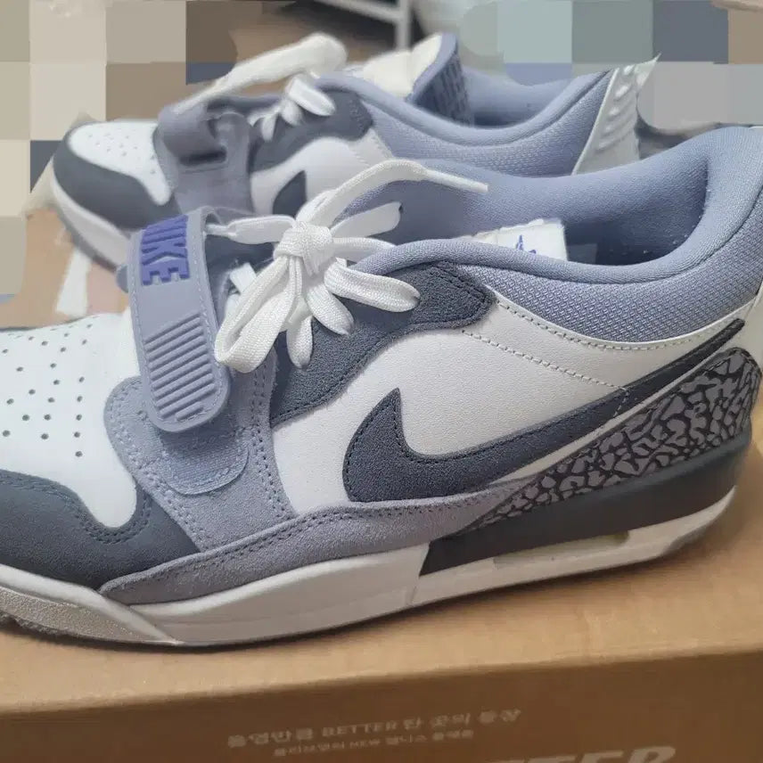 [BUNJANG] Nike Air Jordan Legacy 312 Low Sneakers / 290 나이키 에어 조던 레거시 312 로우 M