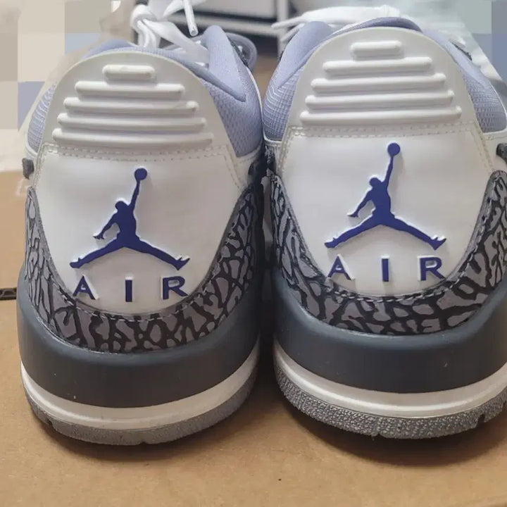 [BUNJANG] Nike Air Jordan Legacy 312 Low Sneakers / 290 나이키 에어 조던 레거시 312 로우 M