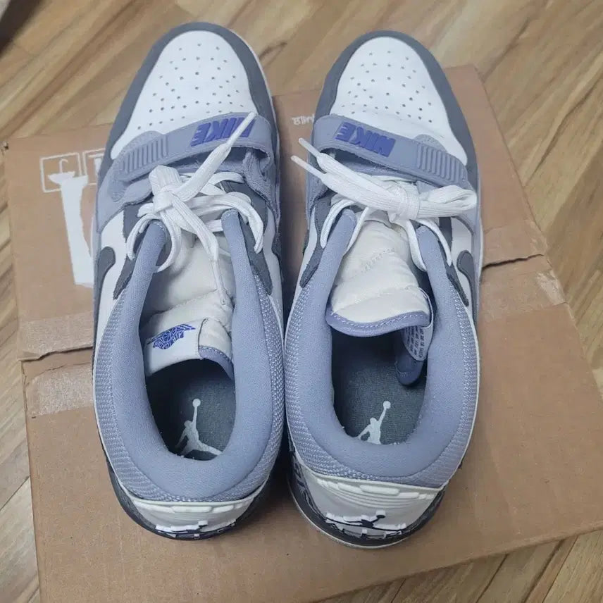 [BUNJANG] Nike Air Jordan Legacy 312 Low Sneakers / 290 나이키 에어 조던 레거시 312 로우 M