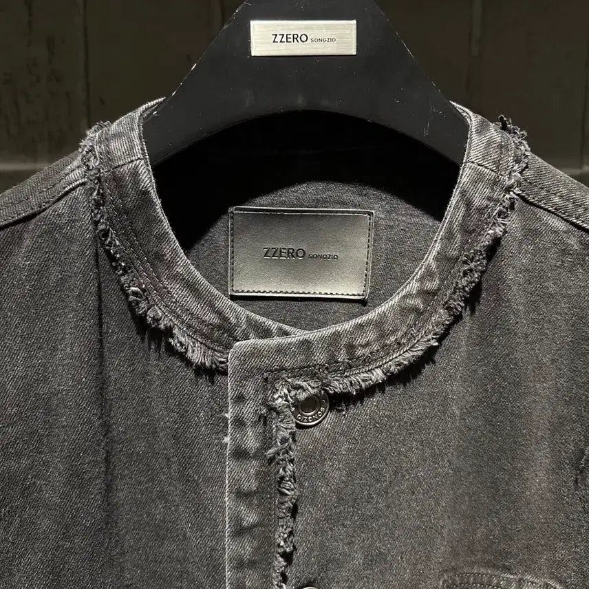 [BUNJANG] Songzio Zzero Round Neck Denim Jumper / 송지오 지제로 라운드넥 데님 점퍼