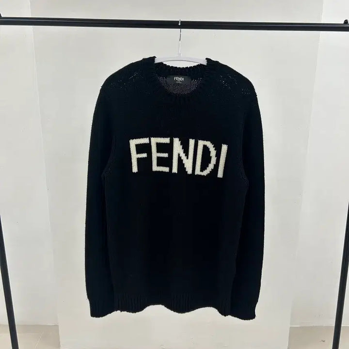 [BUNJANG] Fendi Intarsia Logo Knit Black Size 48 / (48) 펜디 인타르시아 로고 니트 블랙