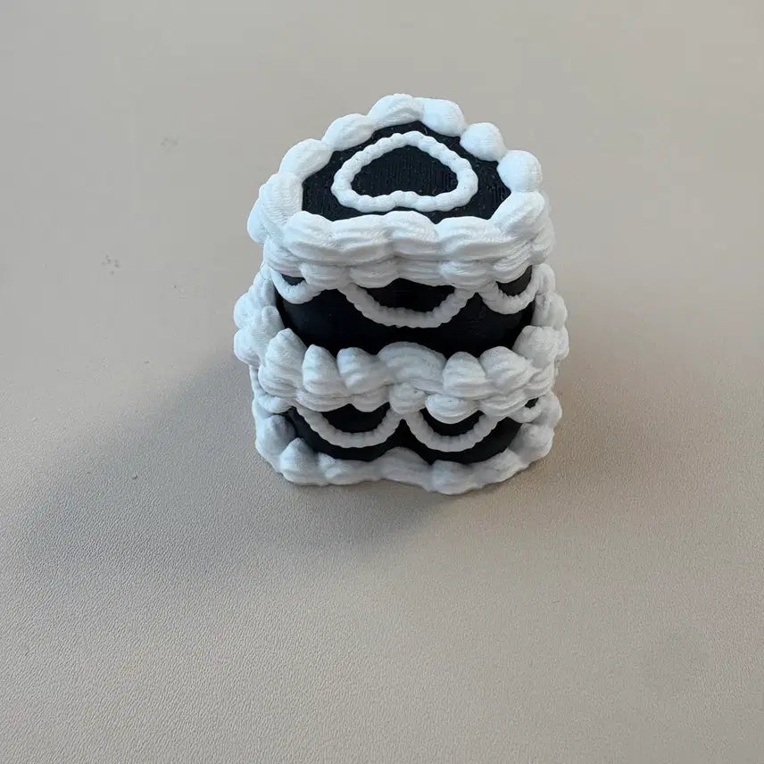 [BUNJANG] Black &amp; White Cream Cheese Mechanical Keyboard / 하트 케이크 키캡 클리커 블랙&amp;화이트 도각도각 크림치즈축