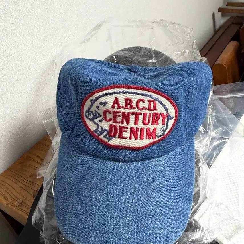 [BUNJANG] Capital Osaka Exclusive Denim Ball Cap (Indigo) / 캐피탈 오사카 익스클루시브 데님 볼캡 (인디고)