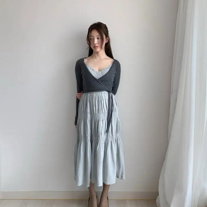 [BUNJANG] EALOYI Lace Charcoal Crop Robe Cardigan / 이알로이지 lace charcoal crop robe cardigan