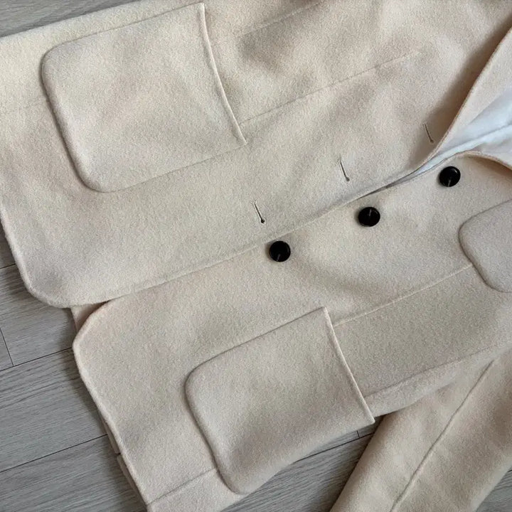 [BUNJANG] Ivory Wool Jacket &amp; Brown Long Coat / 아이보리 울자켓, 브라운 롱코트