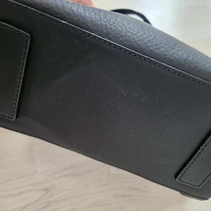 [BUNJANG] melo Fiorentino Black Leather Tote Bag / melo 멜로 피오렌티노 블랙 소가죽 토트백