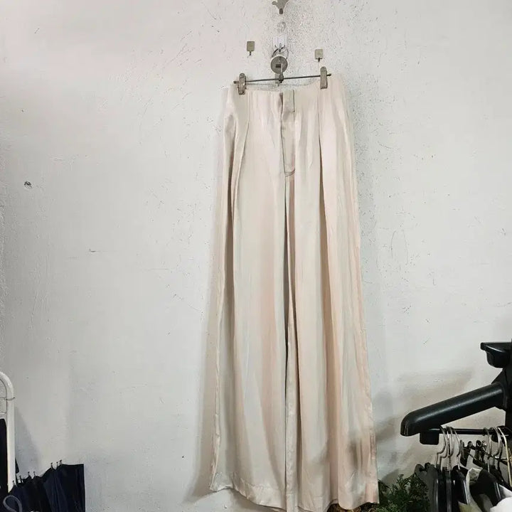 [SOLD OUT] 자라아이보리 와이드 롱 슬랙스