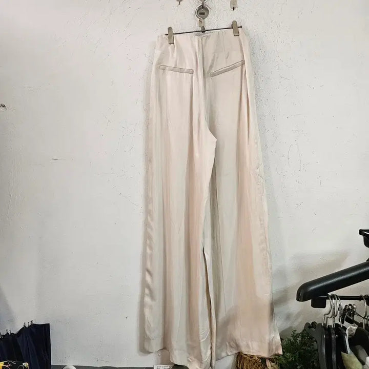 [SOLD OUT] 자라아이보리 와이드 롱 슬랙스