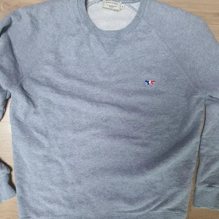 [BUNJANG] Maison Kitsune Tricolor Fox Sweatshirt (M) / 메종키츠네 트리컬러 폭스 맨투맨m