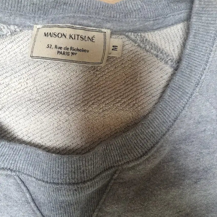 [BUNJANG] Maison Kitsune Tricolor Fox Sweatshirt (M) / 메종키츠네 트리컬러 폭스 맨투맨m