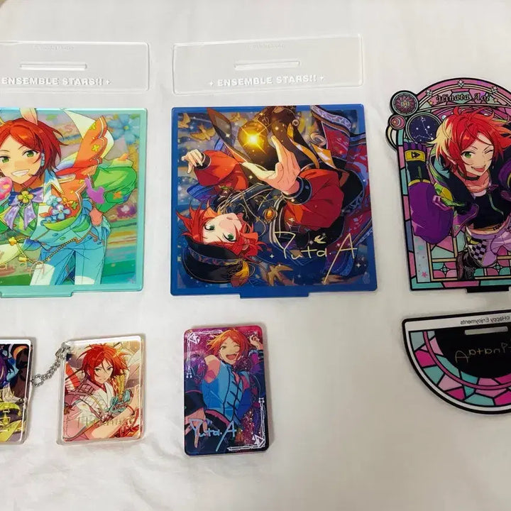 [BUNJANG] Ensemble Stars Aoi Hinata and Yuta Acrylic Stand Bundle Set / 앙스타 아오이 히나타 유우타 아크릴 스탠드 일괄판매