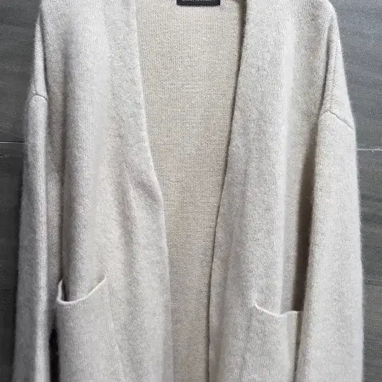 [SOLD OUT] urban research 어반리서치, 세련된 울 가디건 F