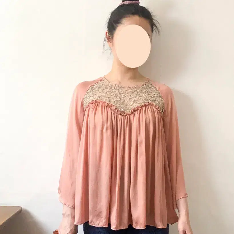 [BUNJANG] Paul &amp; Joe Silk Lace Shirred Blouse / [S] 폴앤조 실크 코르돈 레이스 플레어 블라우스