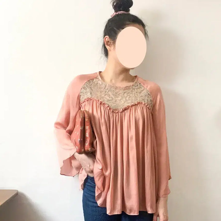 [BUNJANG] Paul &amp; Joe Silk Lace Shirred Blouse / [S] 폴앤조 실크 코르돈 레이스 플레어 블라우스
