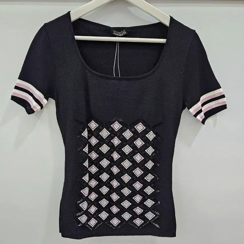 [BUNJANG] AMULETI Short Sleeve Knit Top / 아뮬리티(AMULETI) 반팔 니트
