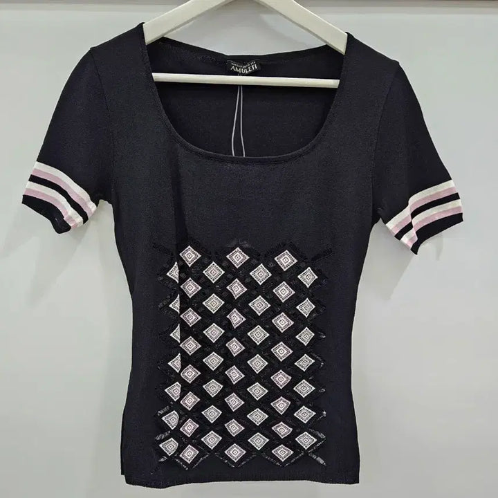[BUNJANG] AMULETI Short Sleeve Knit Top / 아뮬리티(AMULETI) 반팔 니트
