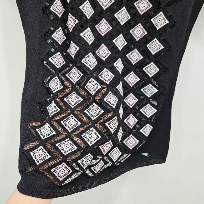 [BUNJANG] AMULETI Short Sleeve Knit Top / 아뮬리티(AMULETI) 반팔 니트