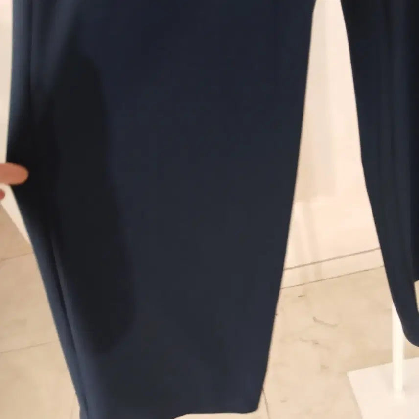 [SOLD OUT] 룰루레몬 옴므 핀턱 와이드팬츠 L
