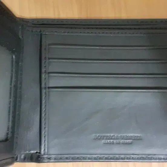 [BUNJANG] Bottega Veneta Leather Wallet / 보테가베네타 지갑 팝니다.