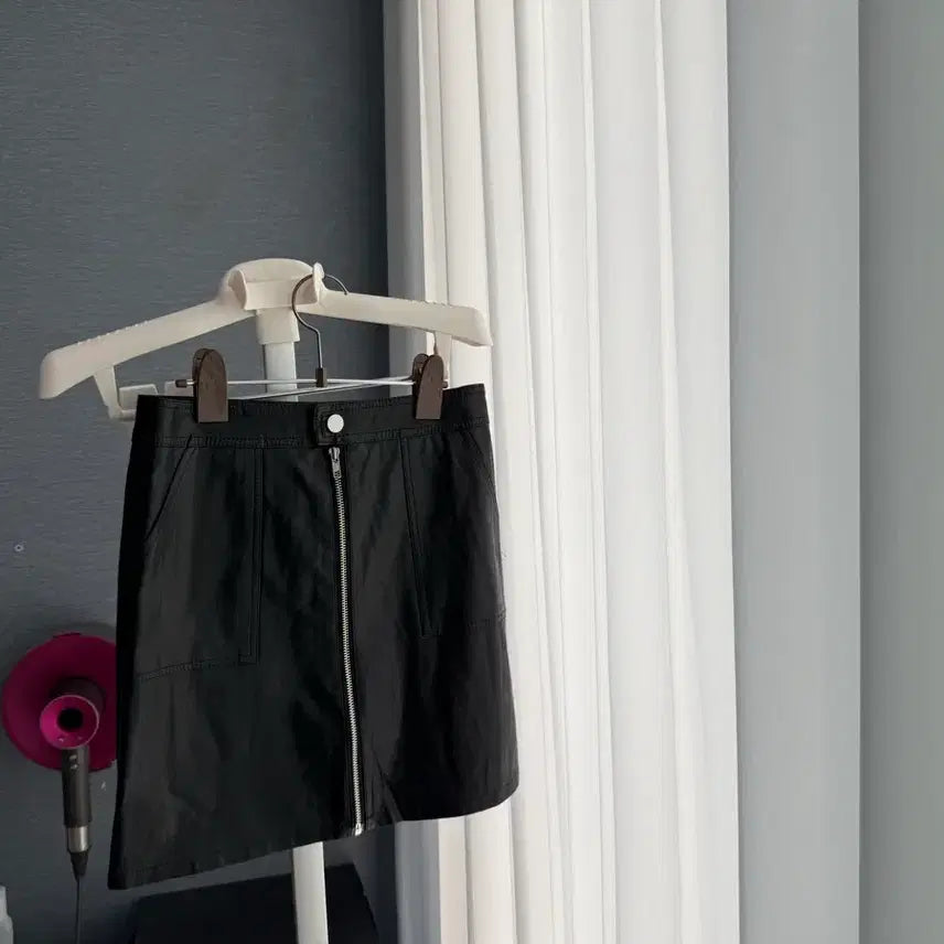 [BUNJANG] Black Leather Mini Skirt / 블랙 레더 미니스커트